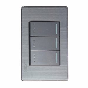 BP10-M/P - PLACA METÁLICA CON 3 INTERRUPTORES DE ESCALERA DE 1 MÓDULO PLATEADO LUCEK