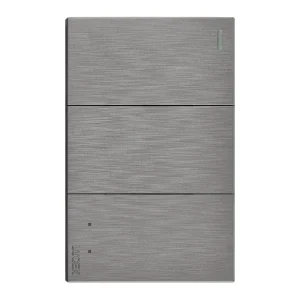 BF03/3-P - PLACA PLANA CON 2 INTERRUPTORES SENCILLOS Y 1 DE ESCALERA PLATA FLAT LUCEK